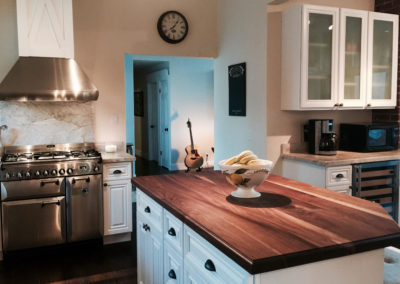 Black Walnut Table Top Style Butcher Block Countertop with Conversion Varnish